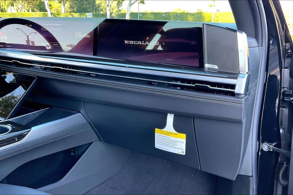 New 2026 Cadillac Escalade ESV Luxury image 33