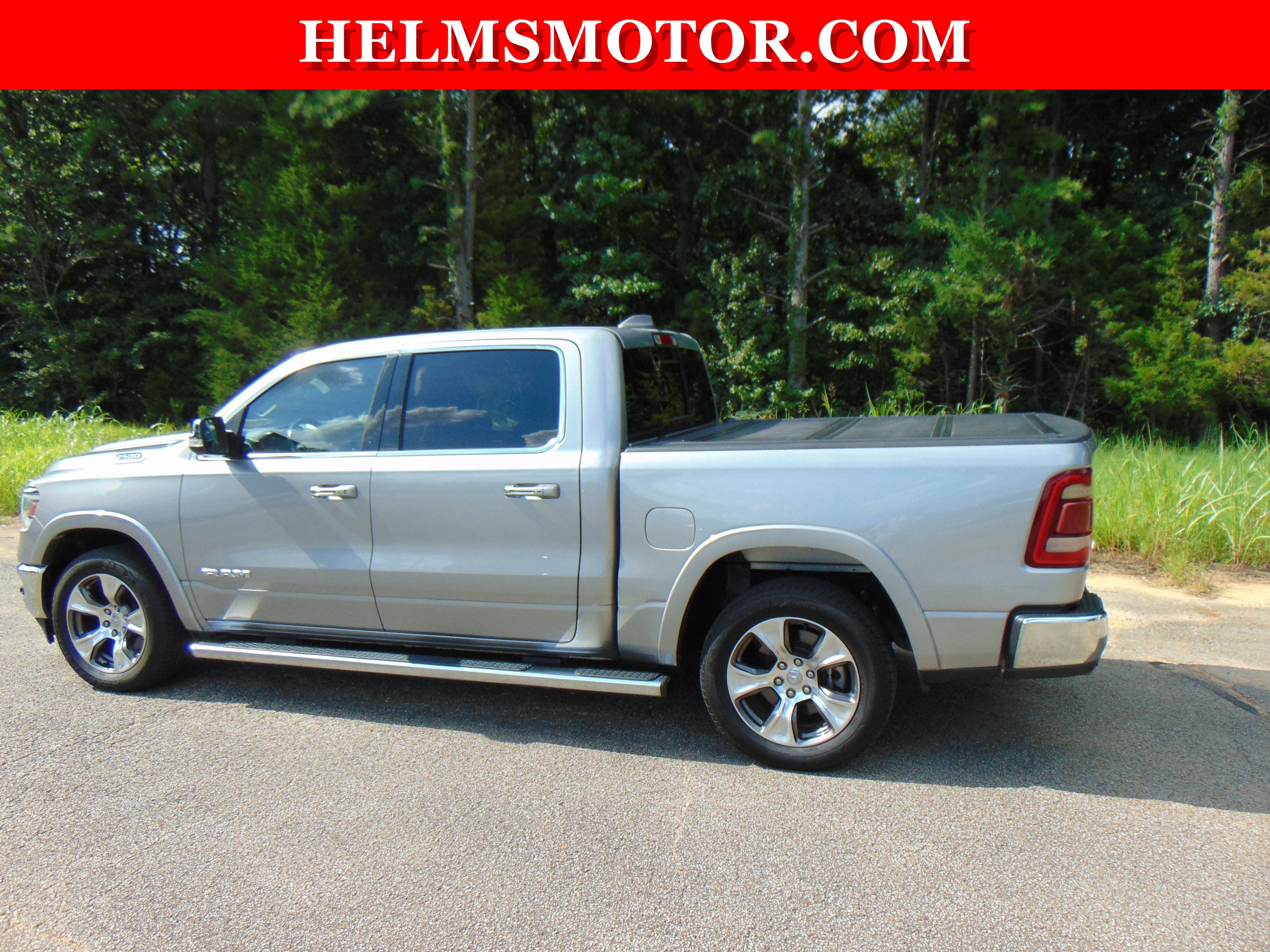 Used 2021 RAM 1500 Laramie AWD/4WD image 6
