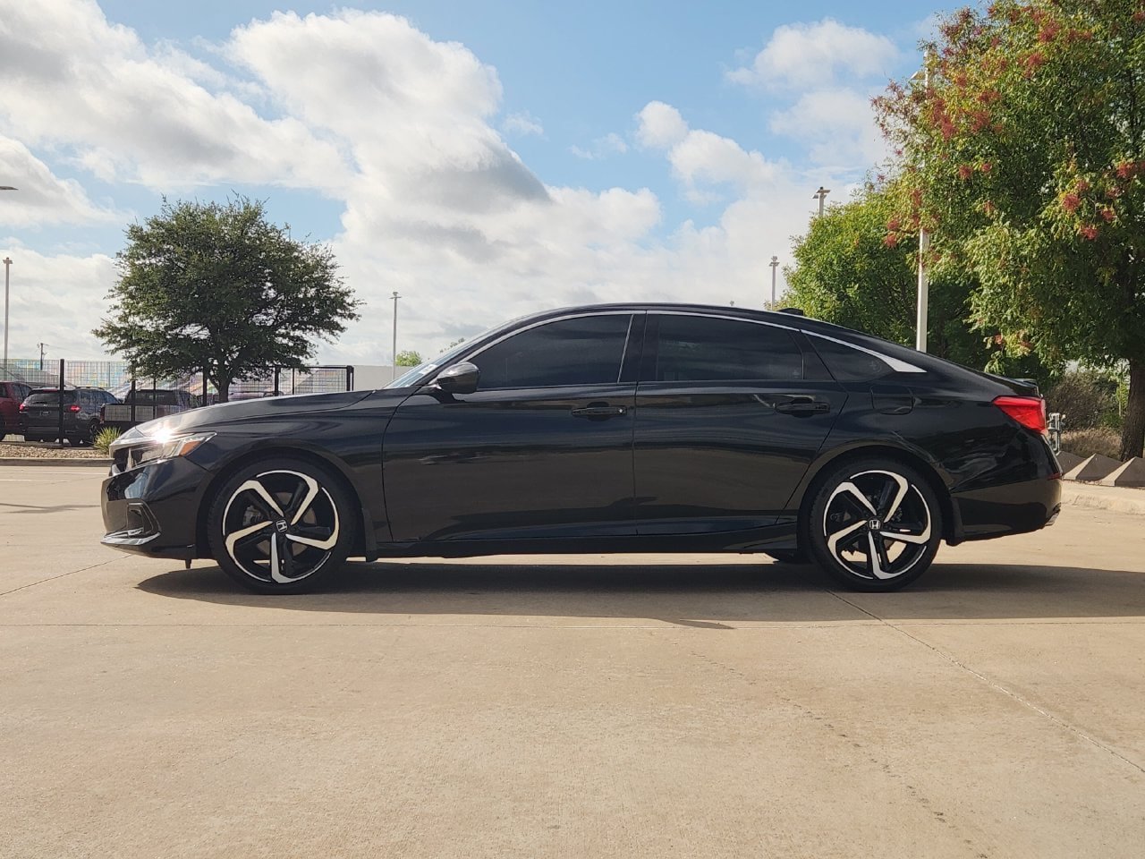 Certified 2022 Honda Accord Sport image 4