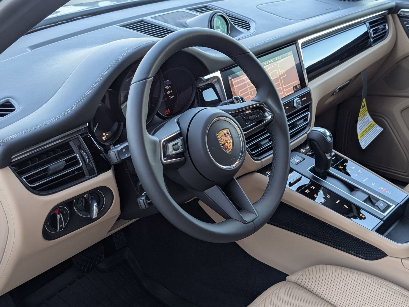 New 2026 Porsche Macan S AWD/4WD image 4