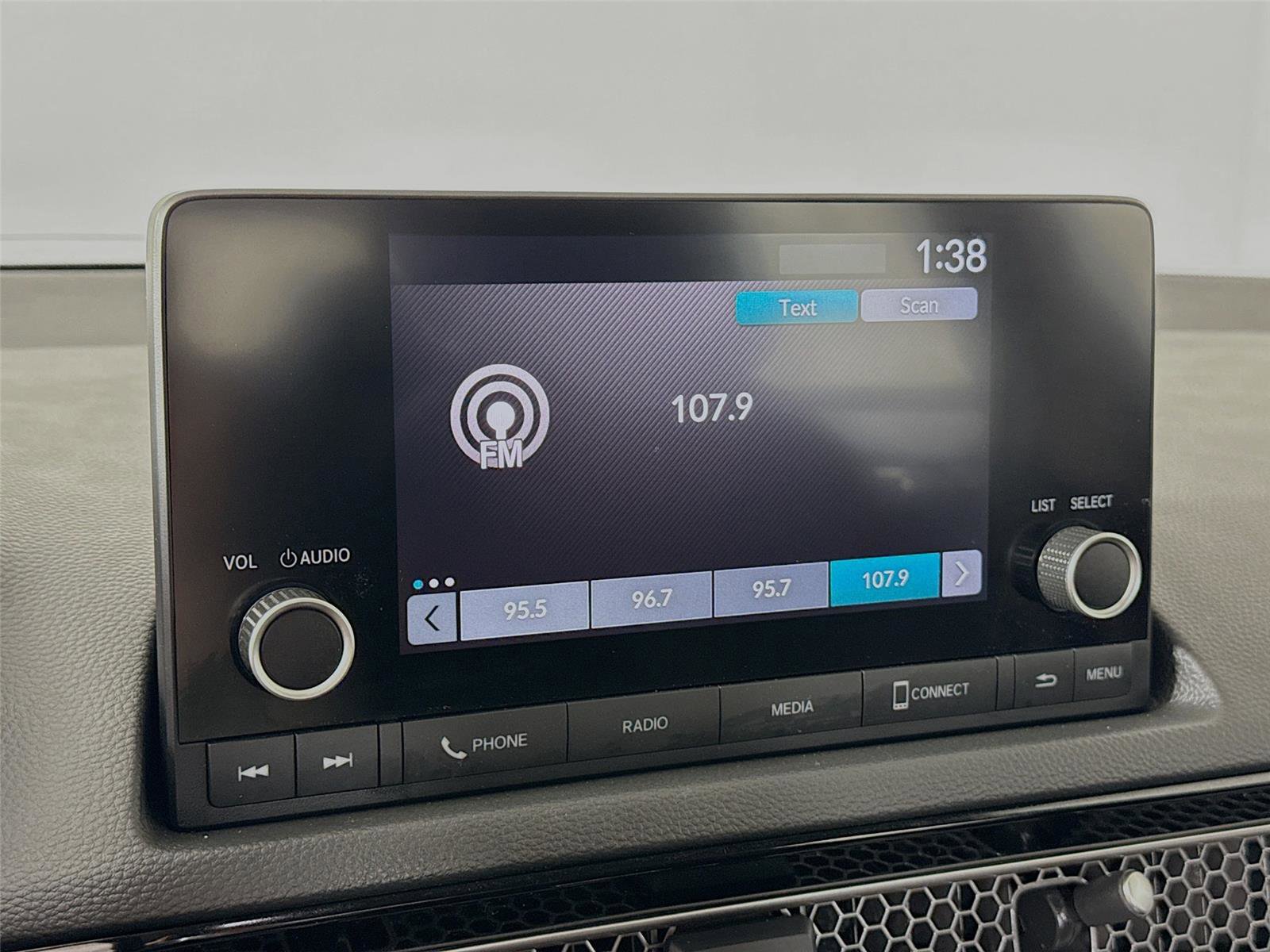 Used 2023 Honda Civic LX image 14