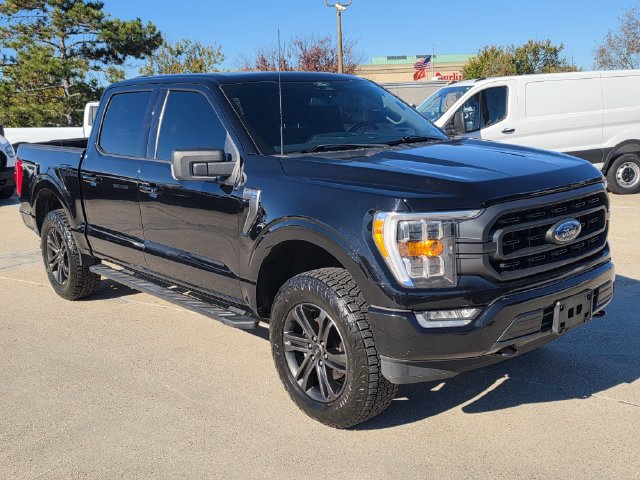 Used 2022 Ford F150 XLT w/ Equipment Group 302A High AWD/4WD image 3
