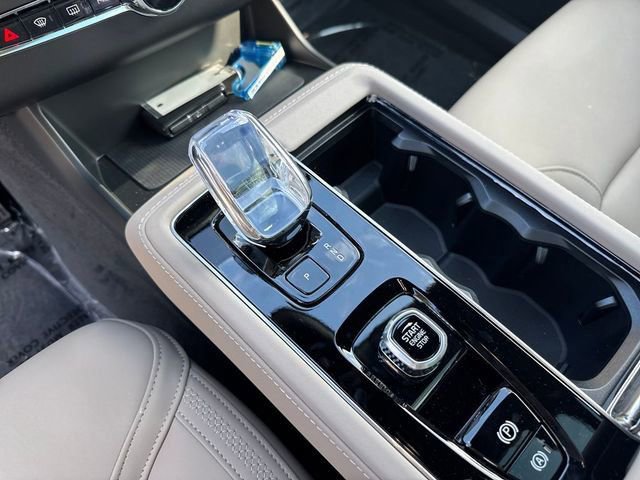 Used 2026 Volvo XC90 B5 Plus w/ Protection Package Premier image 30