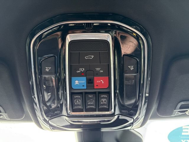 Used 2023 Jeep Grand Cherokee L Overland AWD/4WD image 14