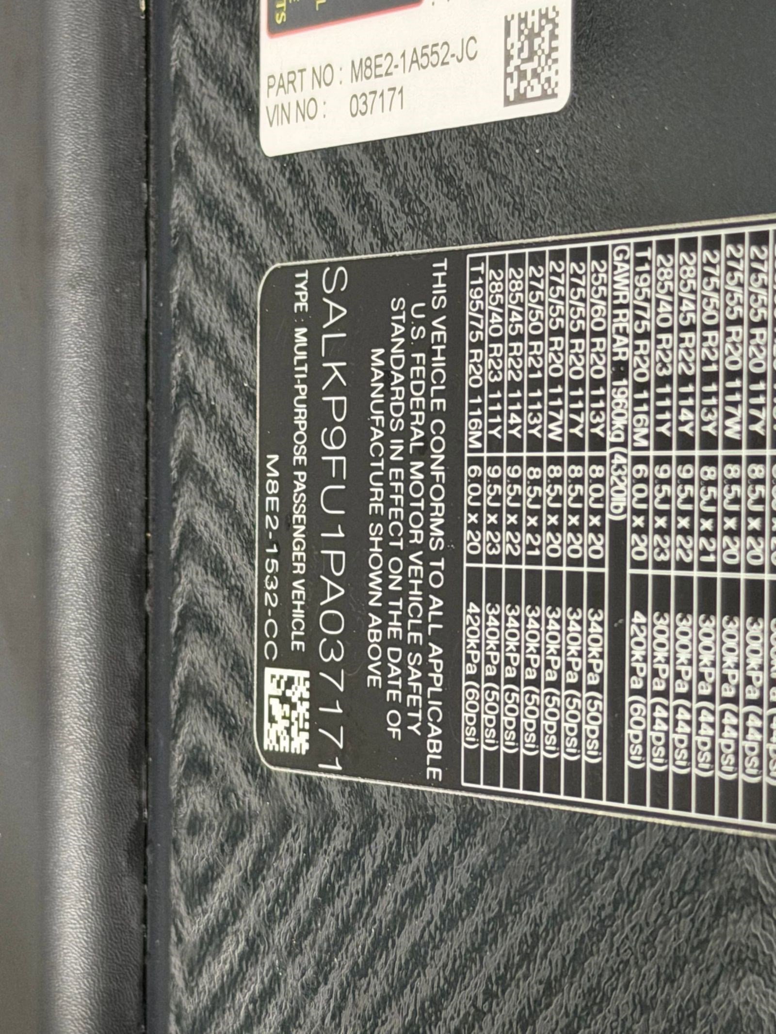 Used 2023 Land Rover Range Rover SE image 21