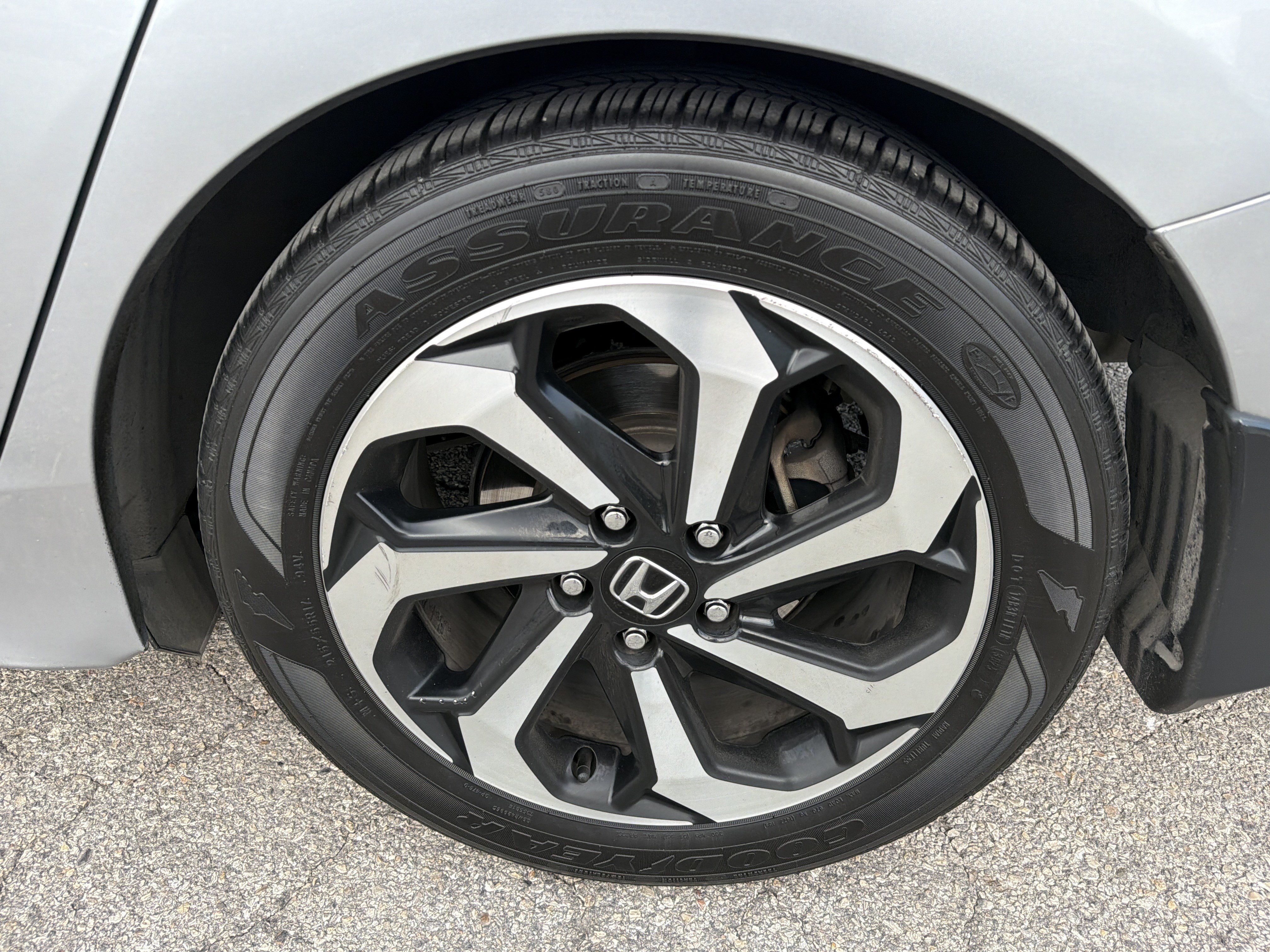 Used 2017 Honda Accord EX-L image 9