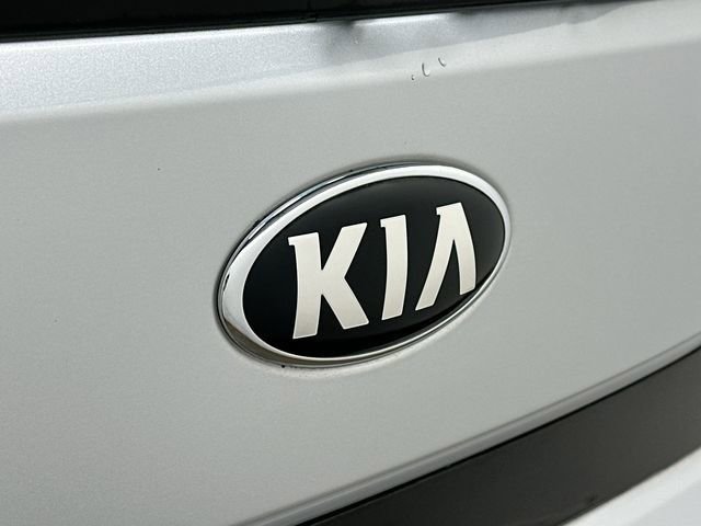 Used 2020 Kia Soul S FWD image 25