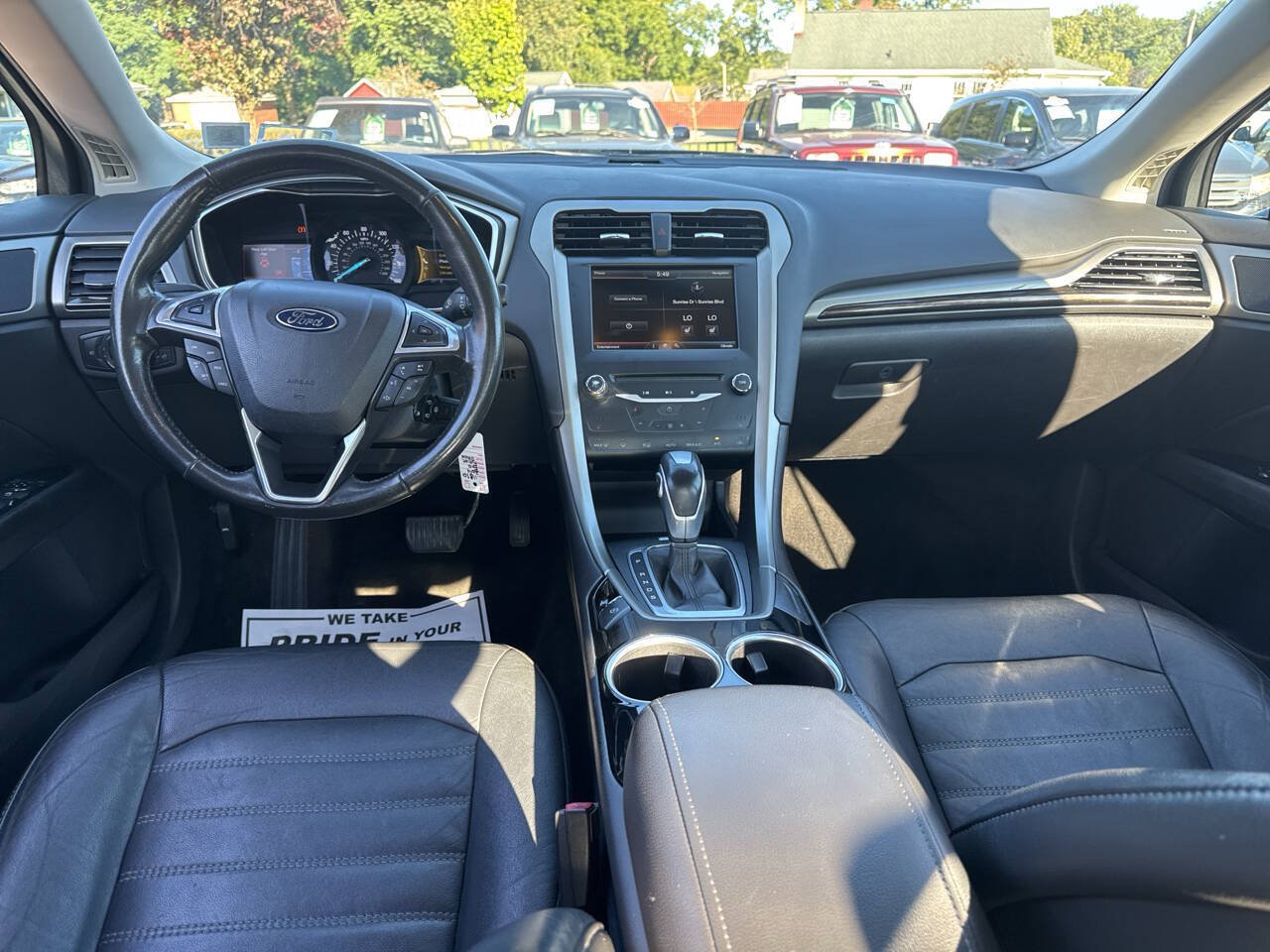 Used 2014 Ford Fusion SE w/ Equipment Group 202A FWD image 16