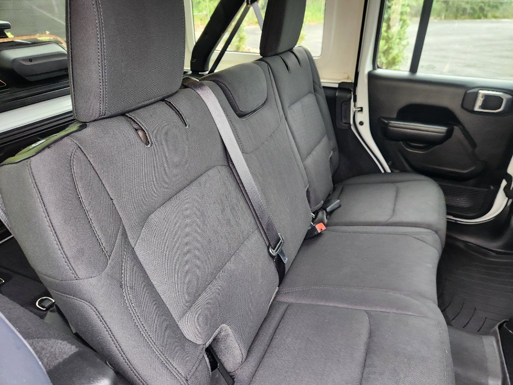 Used 2021 Jeep Wrangler Willys image 16