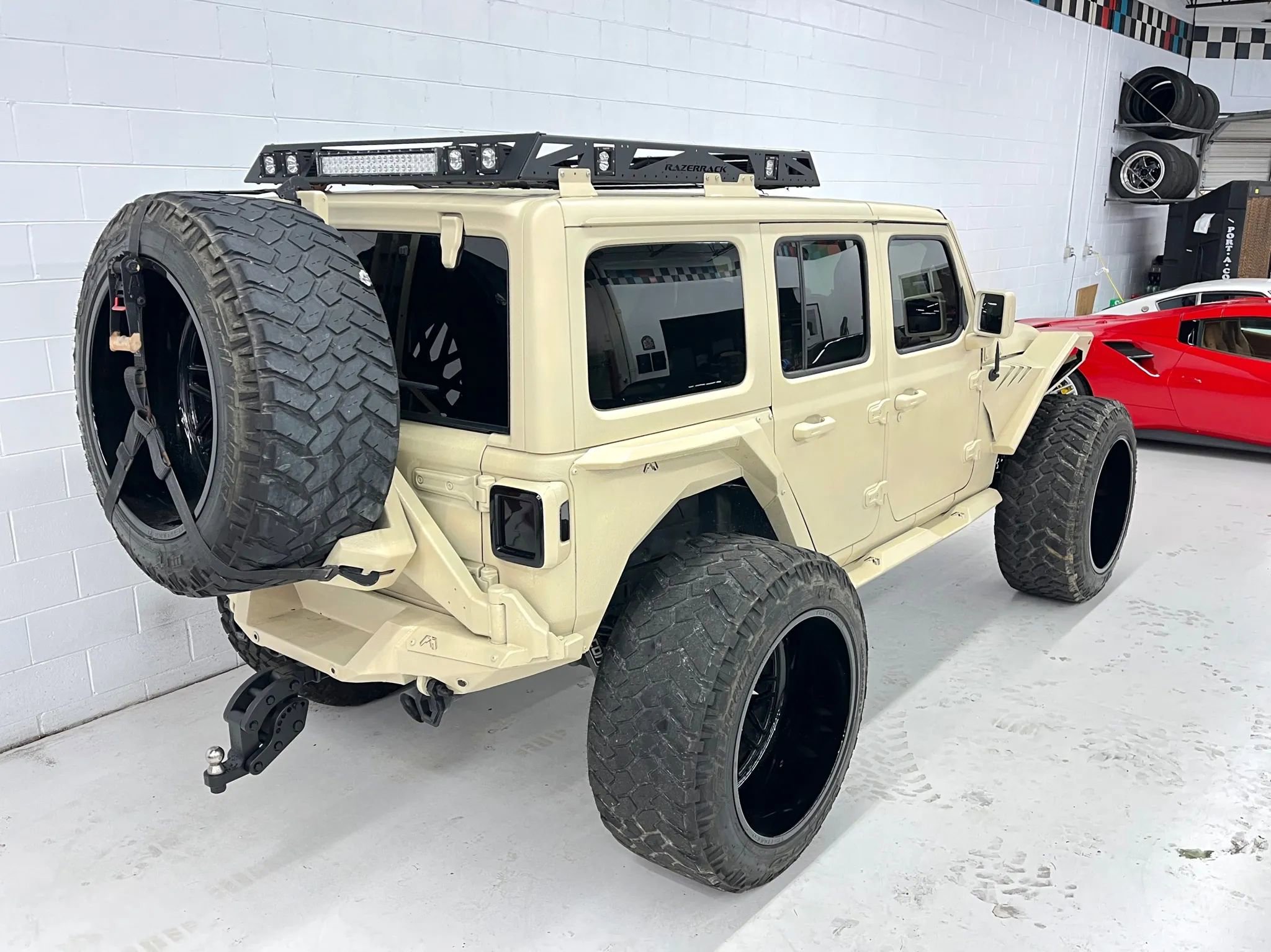Used 2018 Jeep Wrangler Unlimited Sport S image 25