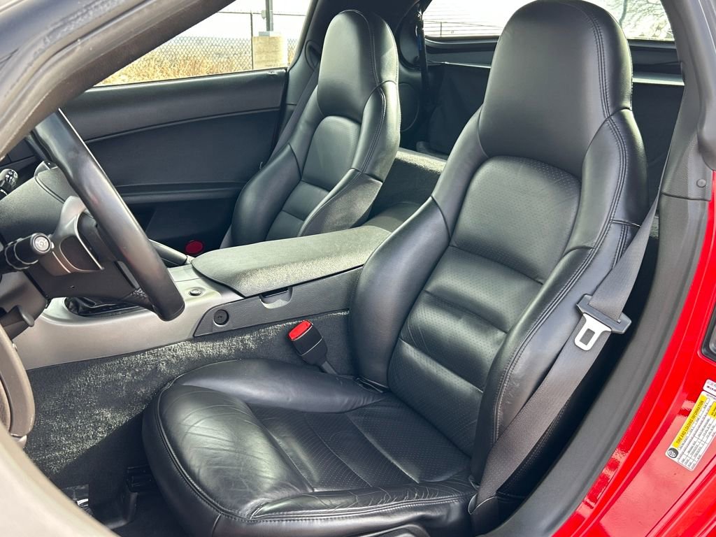 Used 2006 Chevrolet Corvette Base w/ Preferred Equipment Group image 18