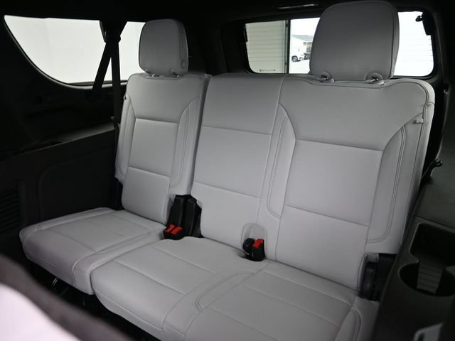 New 2025 Chevrolet Suburban Premier AWD/4WD image 23