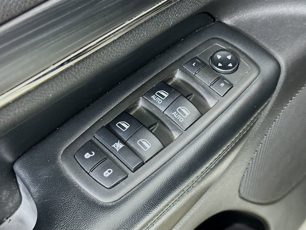 Used 2021 Jeep Grand Cherokee Limited X image 20