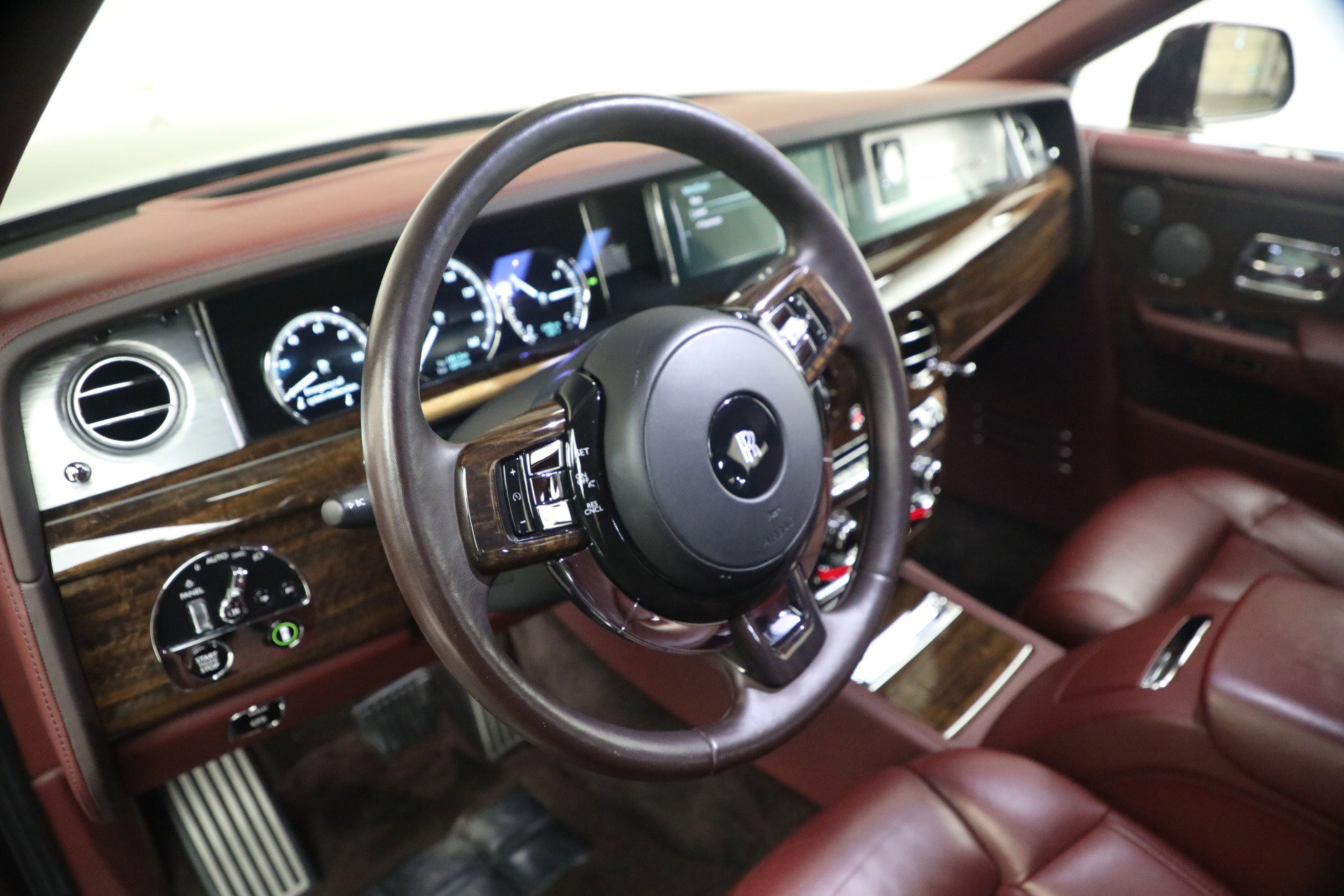 Certified 2018 Rolls-Royce Phantom Extended Wheelbase image 15