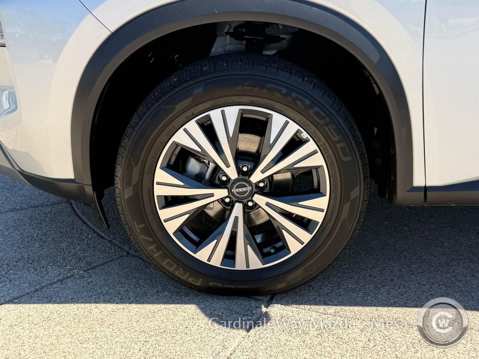 Used 2023 Nissan Rogue SV AWD/4WD image 10