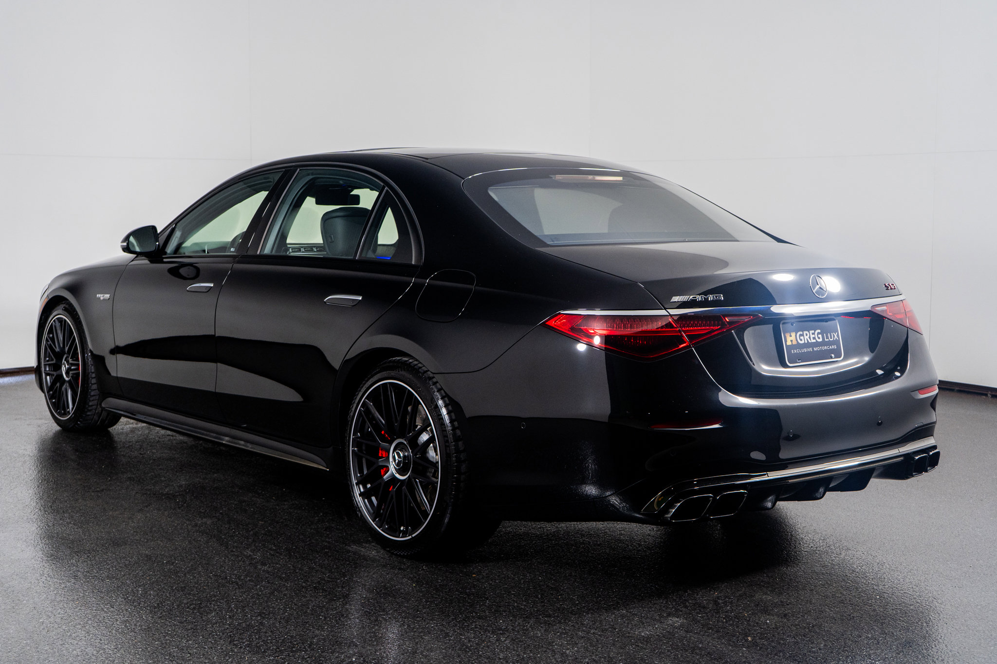 Used 2025 Mercedes-Benz S 63 AMG S w/ AMG Night Package image 15