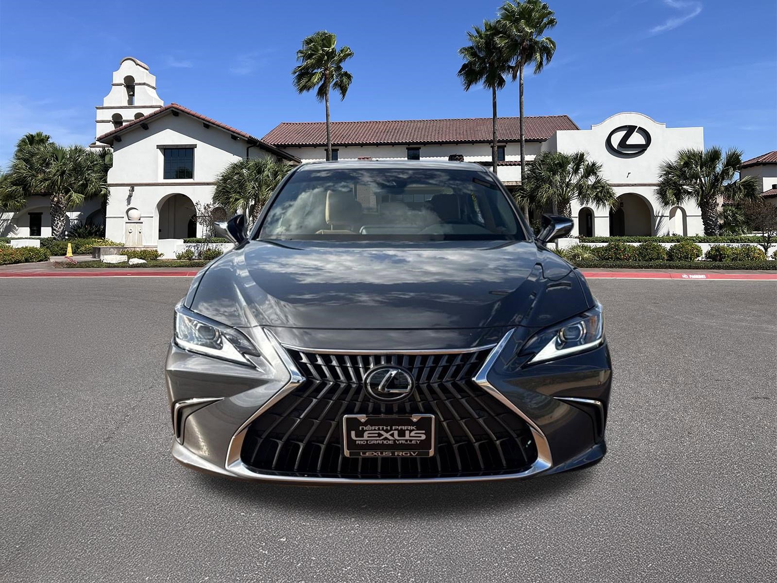 New 2025 Lexus ES 350 w/ Premium Package image 5