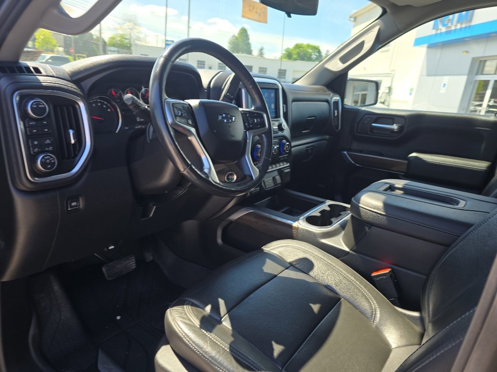 Used 2020 Chevrolet Silverado 1500 LT Trail Boss AWD/4WD image 23