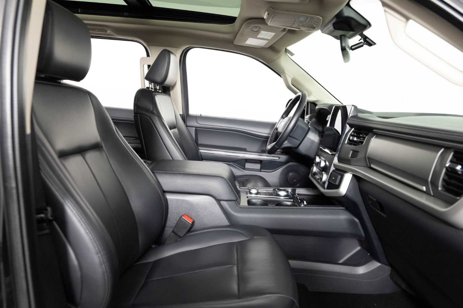 Used 2023 Ford Expedition Max XLT AWD/4WD image 30