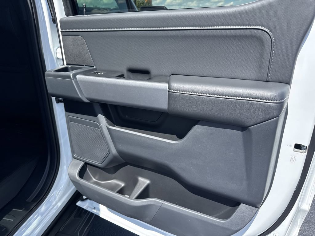 New 2025 Ford F150 XLT w/ Equipment Group 302A MID image 15