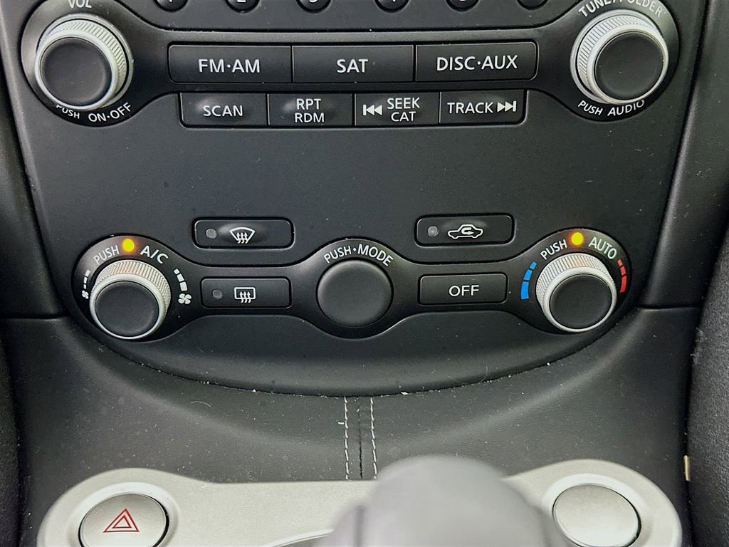 Used 2019 Nissan 370Z Touring Sport image 16