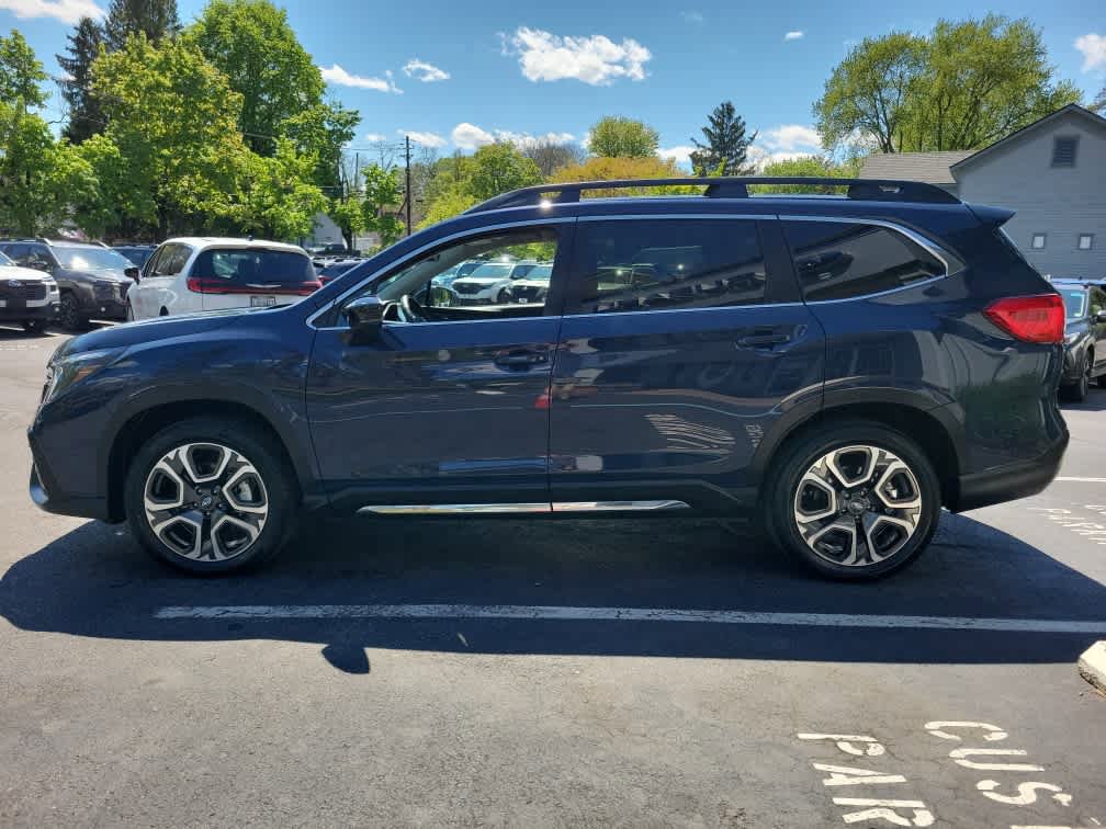 Certified 2025 Subaru Ascent Limited AWD/4WD image 7