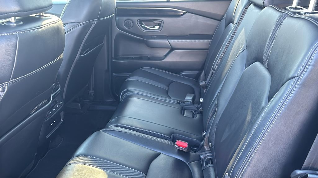 Used 2024 Honda Pilot Touring image 30