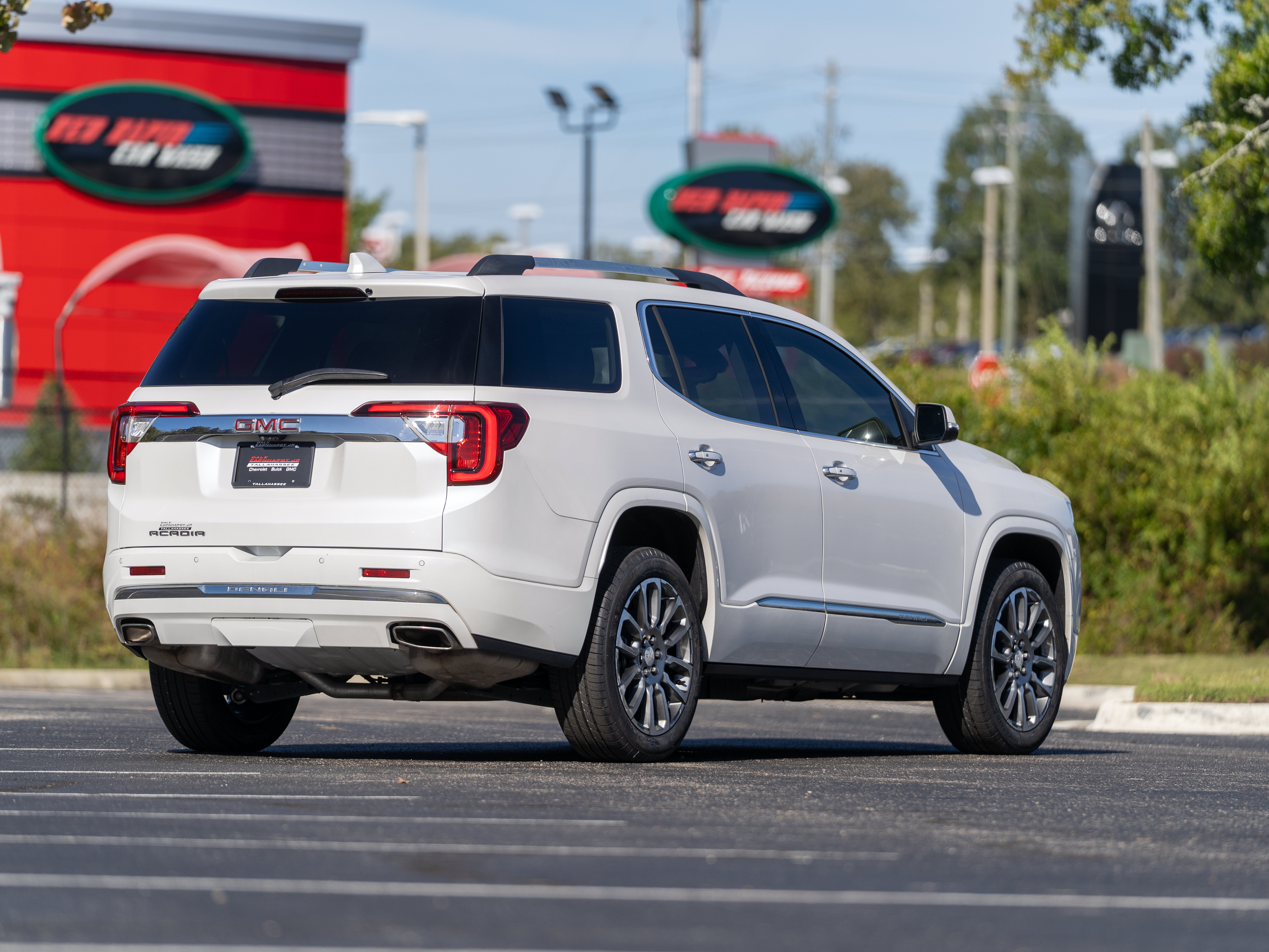 Used 2023 GMC Acadia Denali w/ Denali Ultimate Package FWD image 49