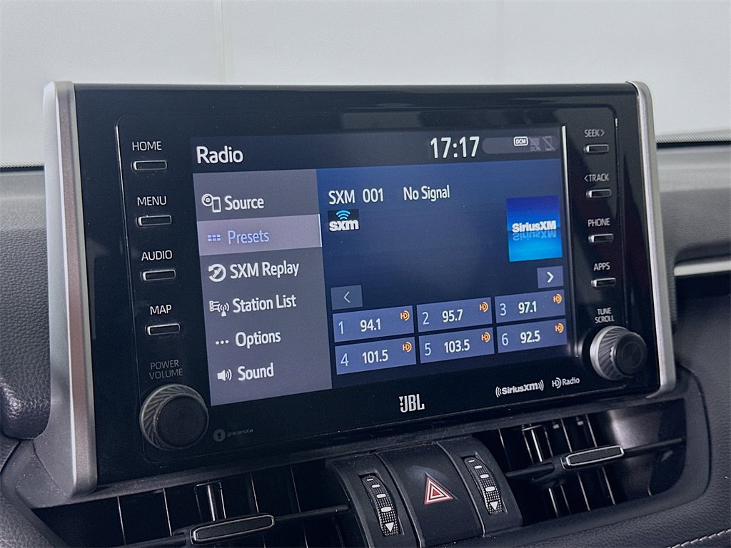 Used 2019 Toyota RAV4 XLE Premium image 29