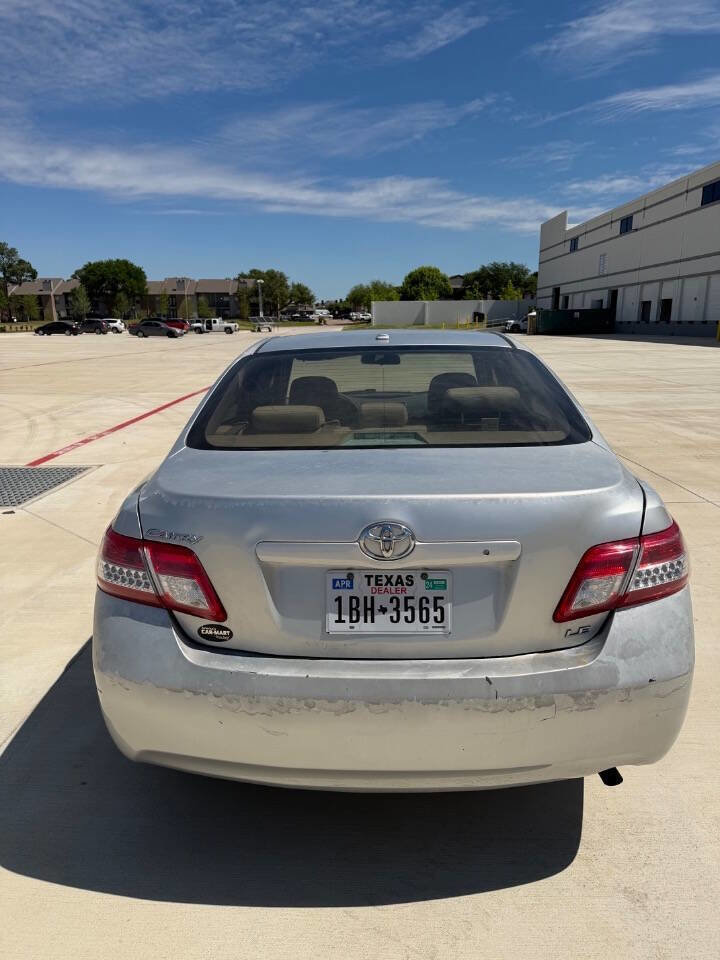 Used 2010 Toyota Camry LE image 6