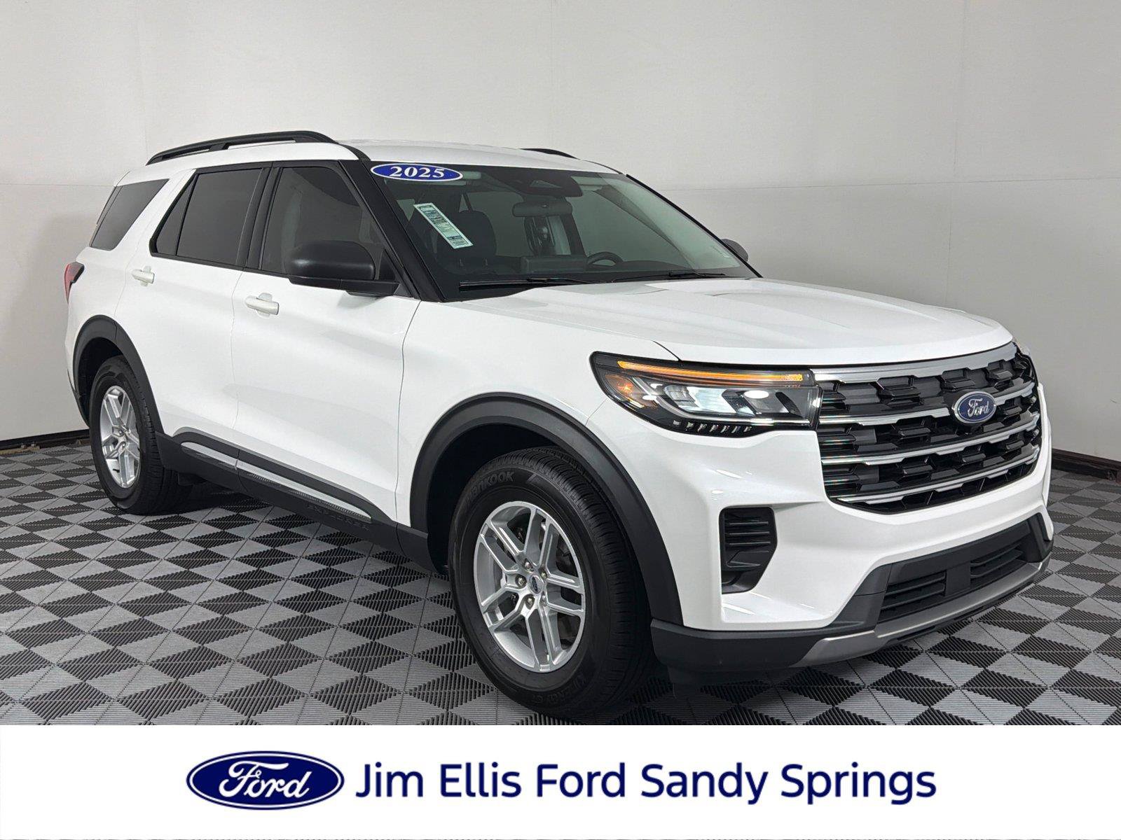 Used 2025 Ford Explorer Active