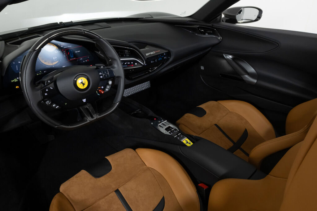 Used 2023 Ferrari SF90 Spider AWD/4WD image 14