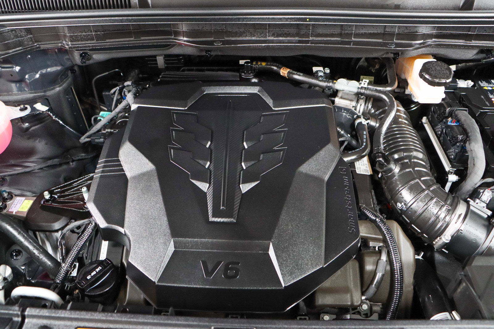 Used 2025 Kia Carnival image 31