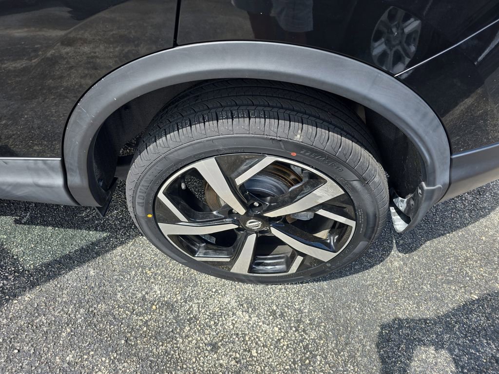 Used 2020 Nissan Rogue Sport SL FWD image 8