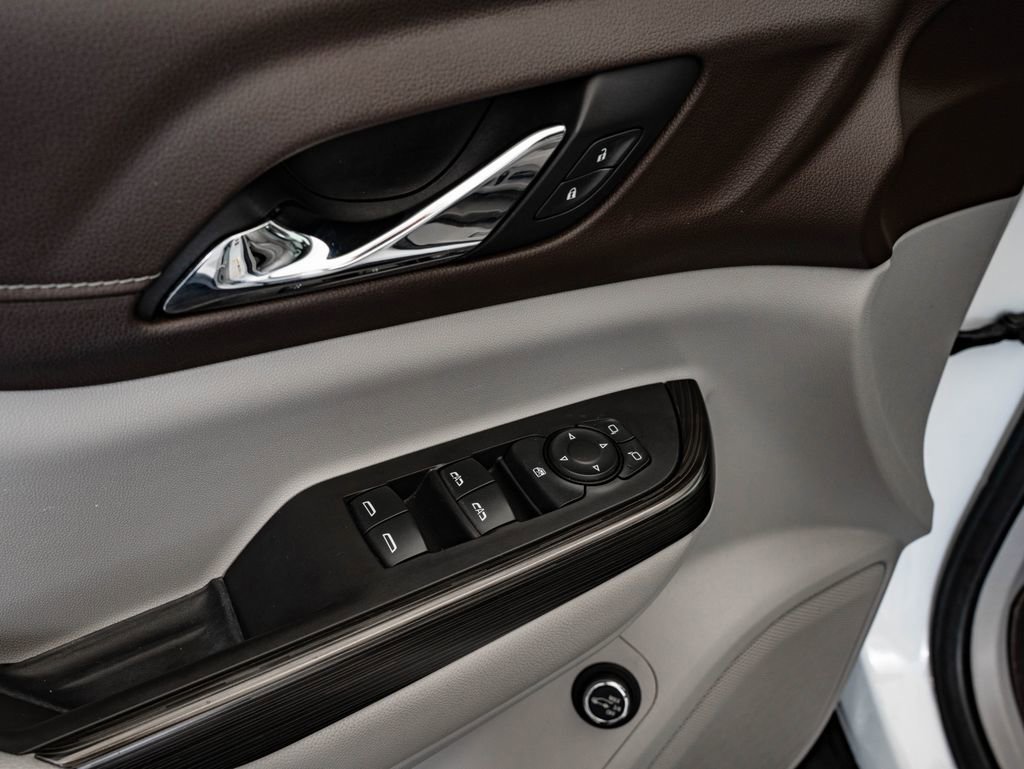 Used 2020 GMC Acadia SLT FWD image 25