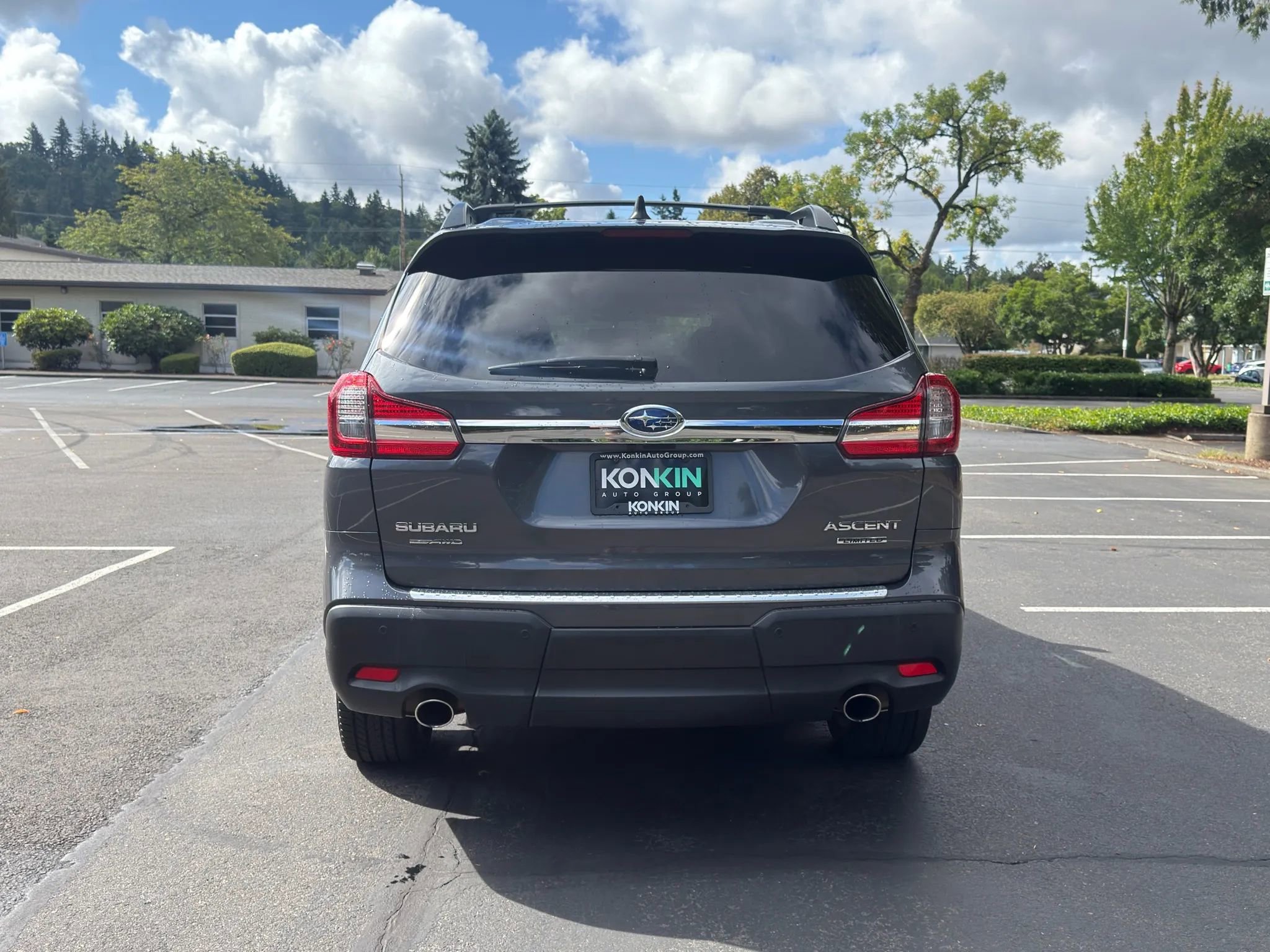 Used 2020 Subaru Ascent Limited w/ Technology Package image 5