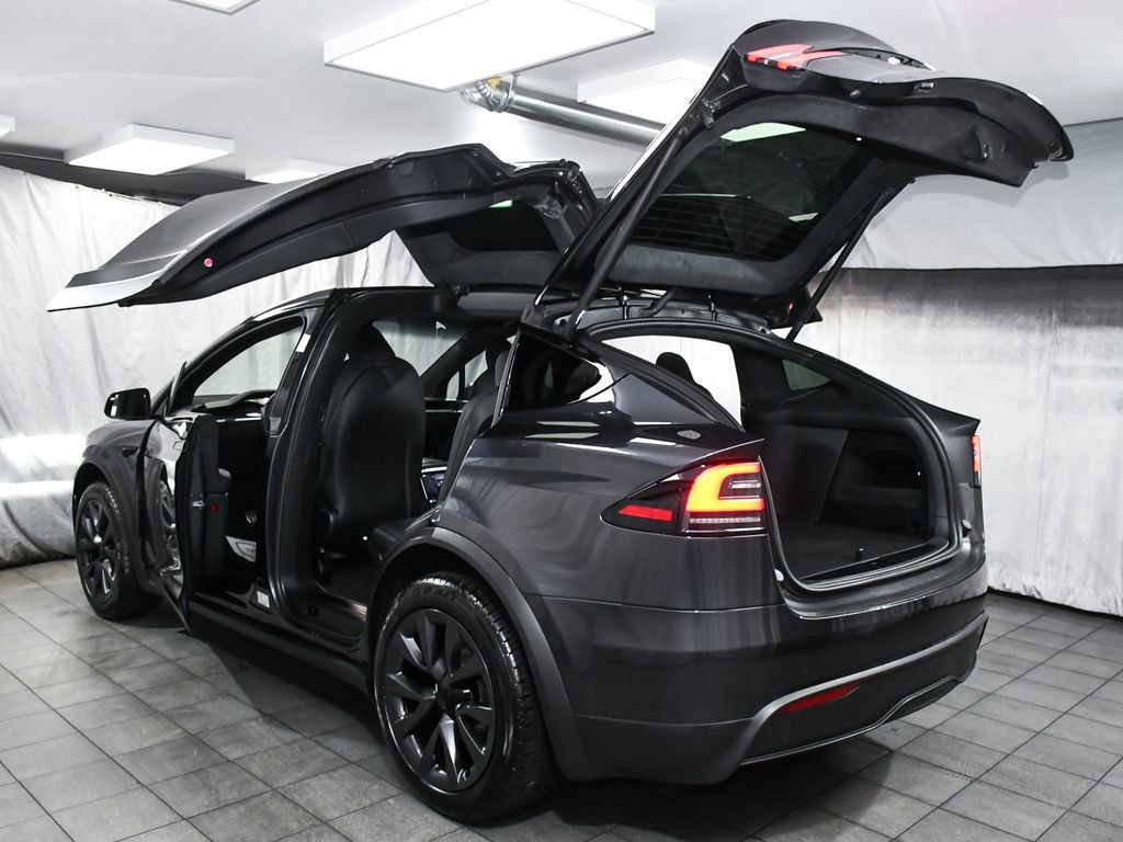 Used 2024 Tesla Model X image 56