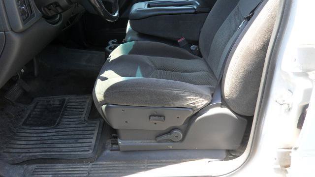 Used 2006 Chevrolet Silverado 1500 LT w/ Light Duty Power Package AWD/4WD image 27