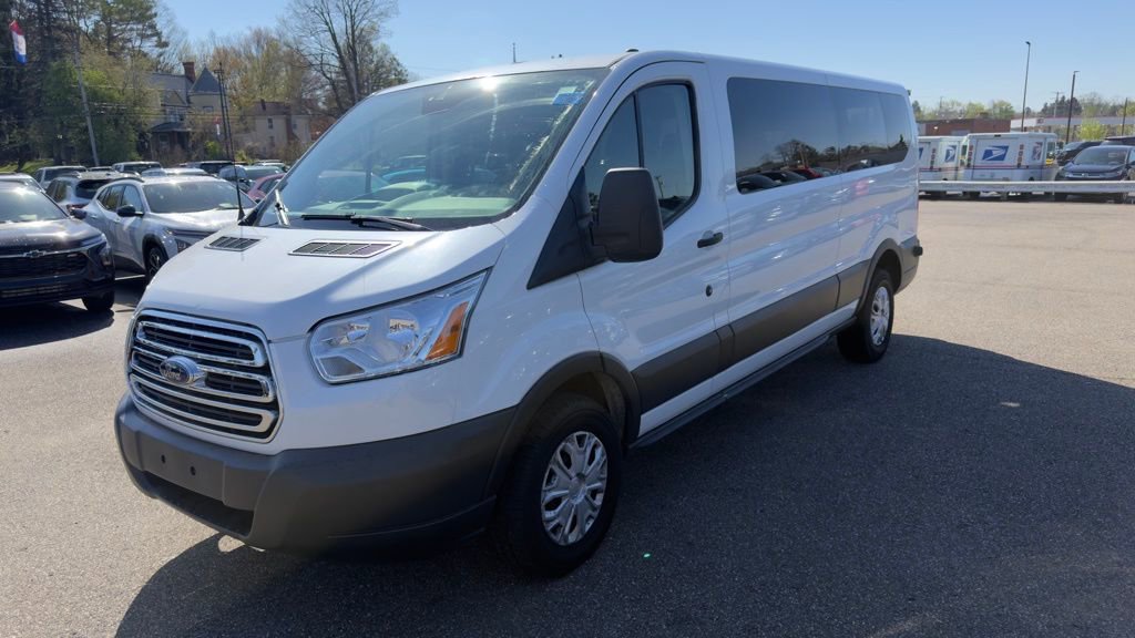 Used 2016 Ford Transit 350 XLT RWD image 4