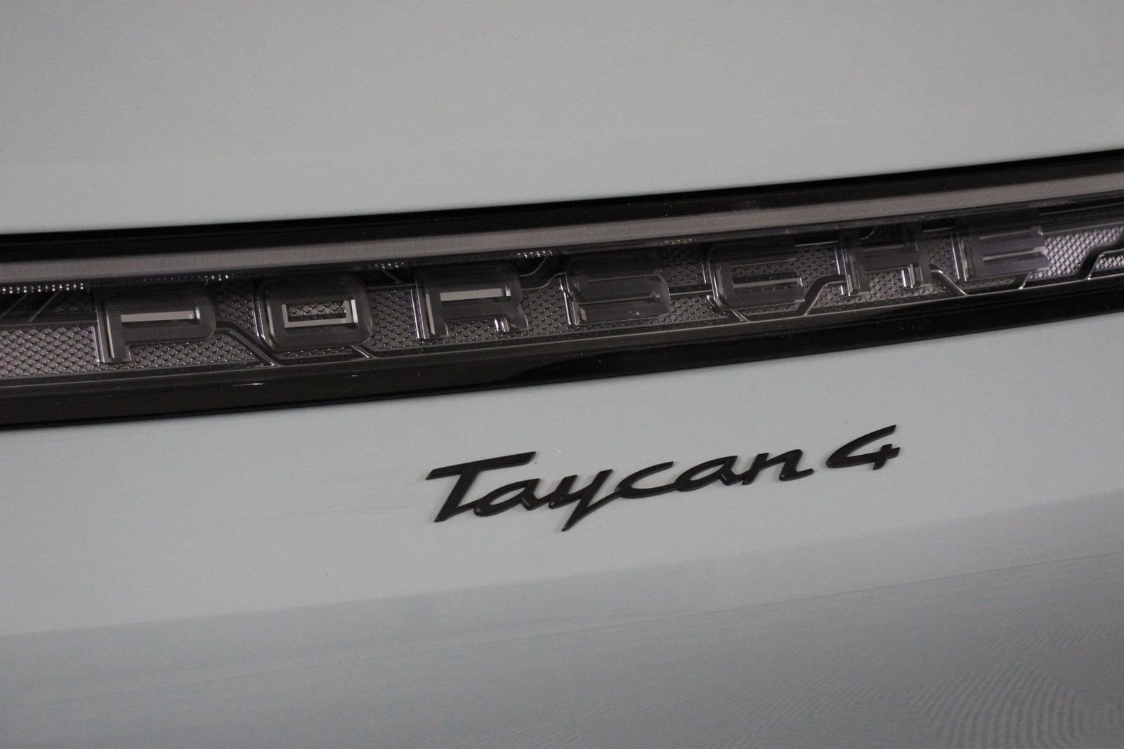 Certified 2025 Porsche Taycan 4 Cross Turismo image 22