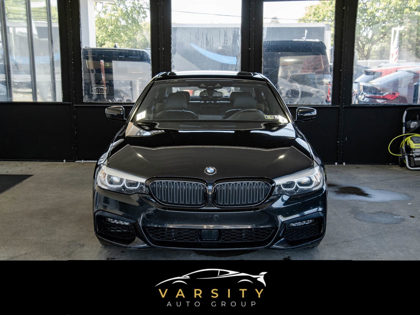 Used 2019 BMW 540i xDrive w/ M Sport Package AWD/4WD image 2