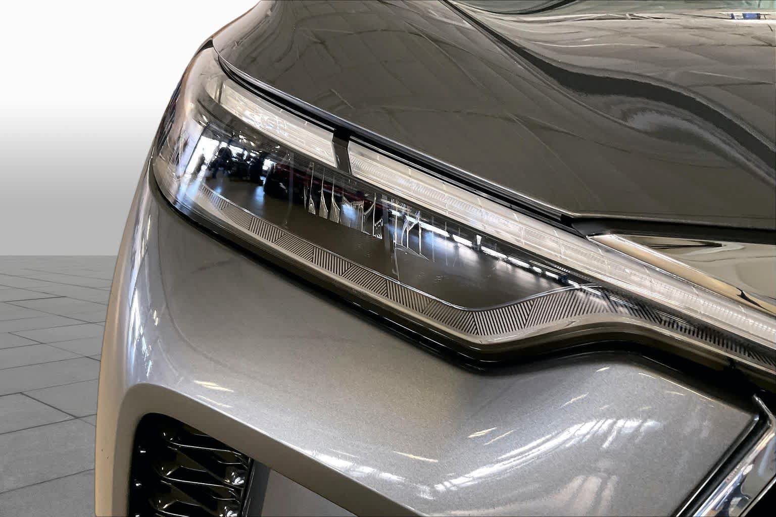 Used 2023 INFINITI QX60 Luxe w/ Vision Package FWD image 25
