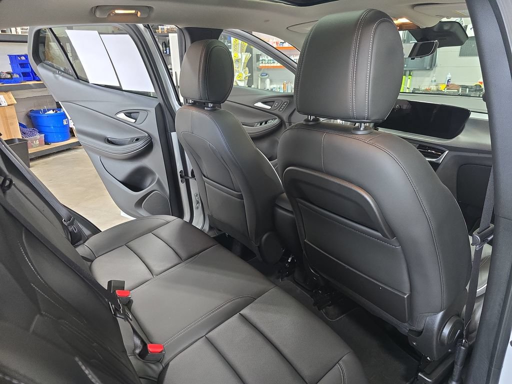 Certified 2024 Buick Encore GX Avenir w/ Avenir Technology Package AWD/4WD image 11