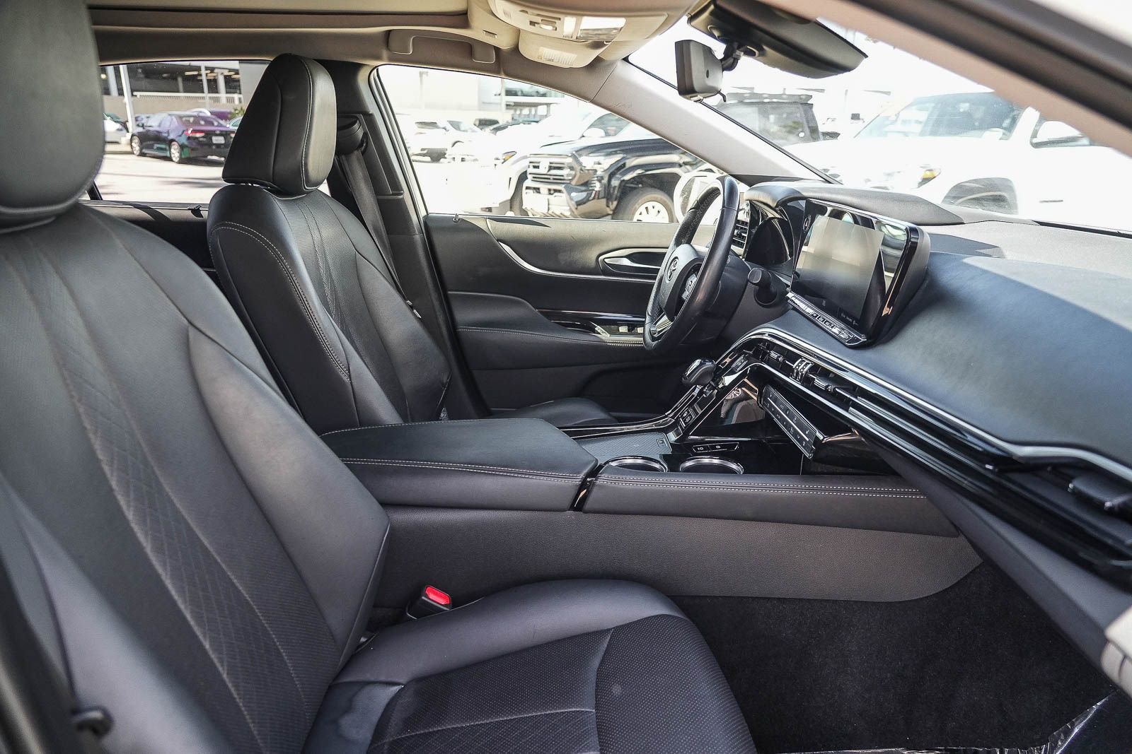 Certified 2021 Toyota Mirai RWD image 17