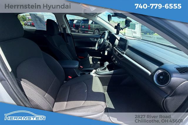 Used 2020 Kia Forte LXS FWD image 20