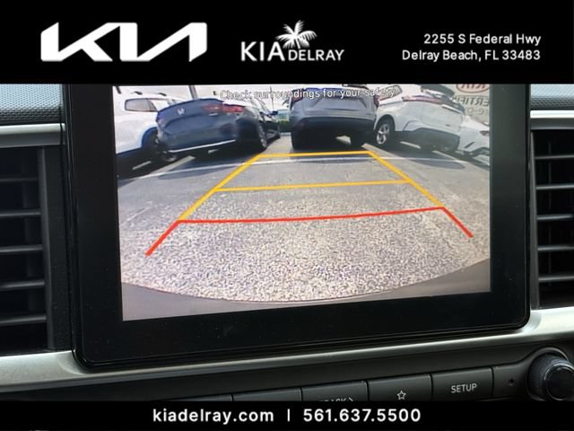 Used 2021 Hyundai Venue SE FWD image 18