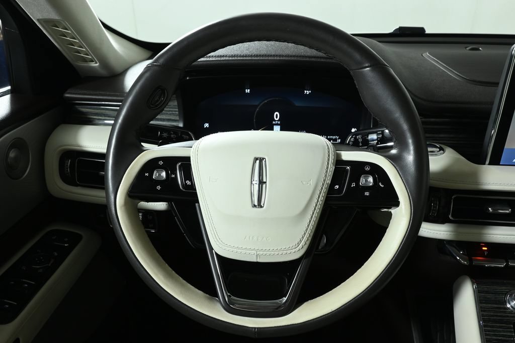Used 2024 Lincoln Aviator Black Label AWD/4WD image 17