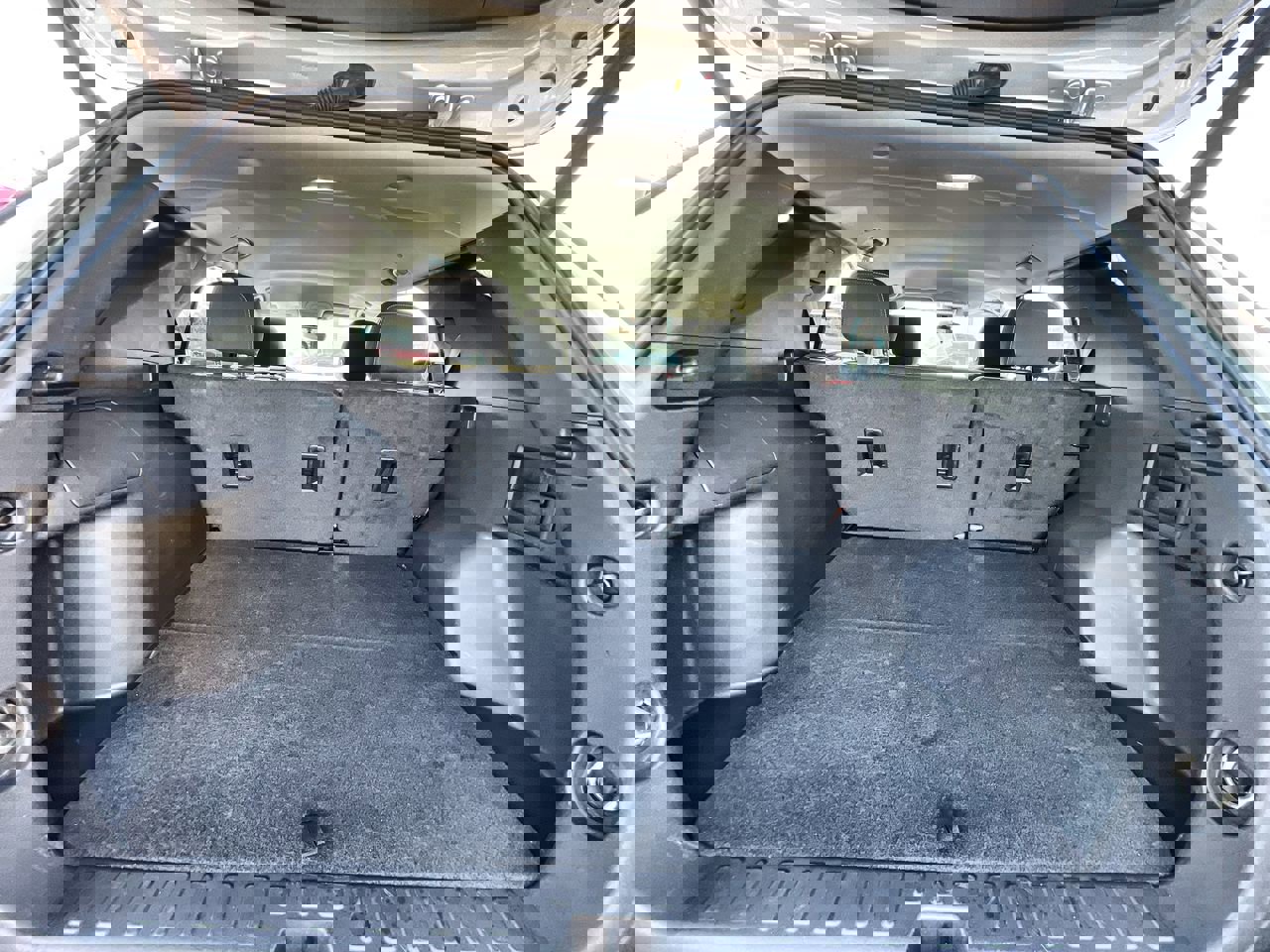 Used 2024 Chevrolet Equinox LT image 25