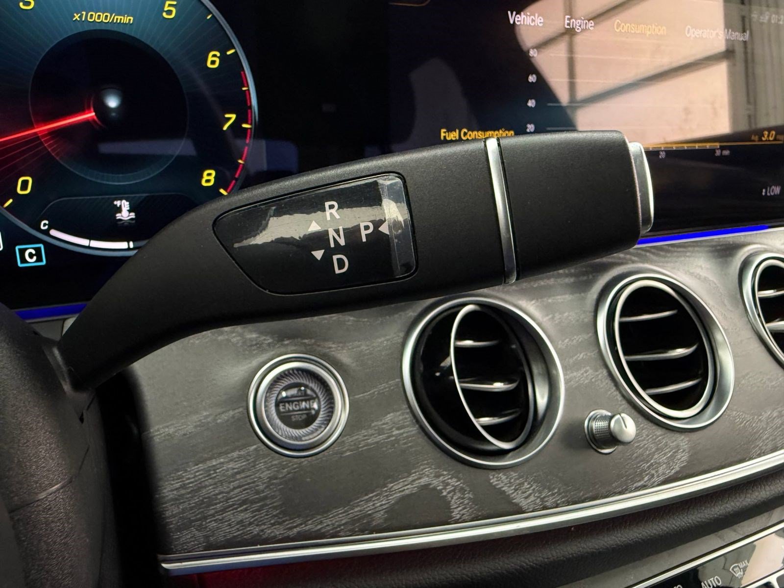 Used 2021 Mercedes-Benz E 350 Sedan image 15