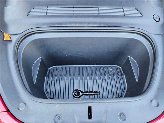 Used 2022 Tesla Model Y Performance image 23
